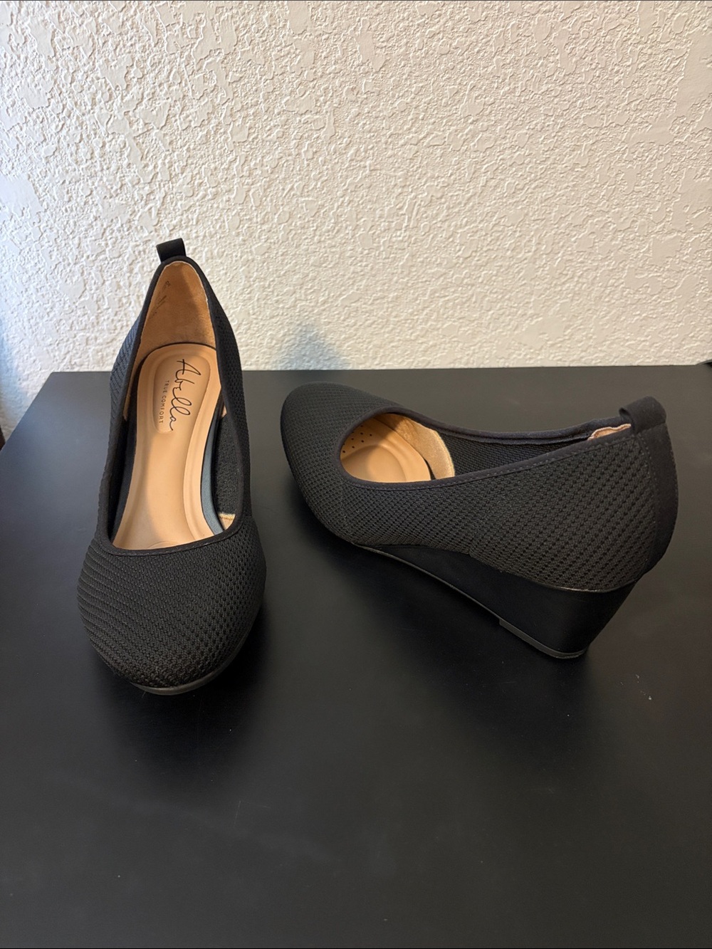 Abella Black Knit Wedge Pumps 8.5